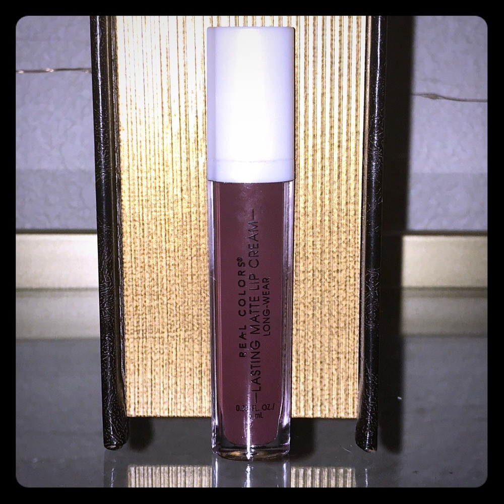 Real Colors Lasting Matte Lipstick
